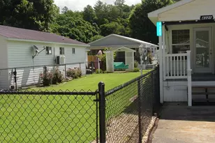 4321 River Bank Run, Hiawassee, GA 30546 - Photo 2