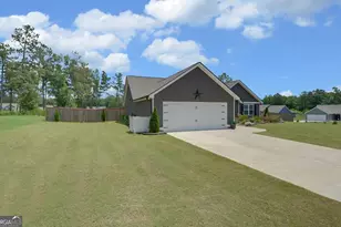 155 Joseph Ln, Hartwell, GA 30643 - Photo 2