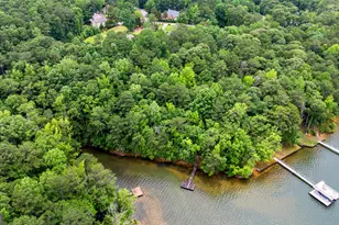 118 Sunny Point Cir, Lagrange, GA 30240 - Photo 2