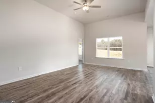 188 Egret Ct, Jefferson, GA 30549 - Photo 2