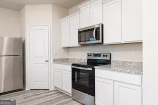 278 Sunfish Cir, Jefferson, GA 30549 - Photo 8