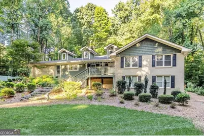 2210 Rosser Place, Smoke Rise, GA 30087 - Photo 4