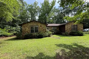 558 Lakewood Dr, Thomson, GA 30824 - Photo 1