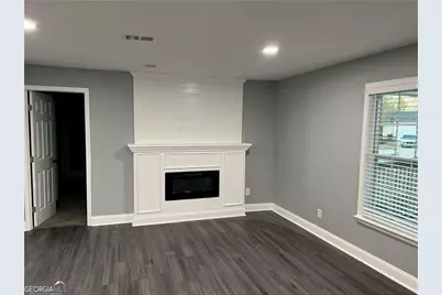 318 Willowwind Drive, Loganville, GA 30052 - Photo 4