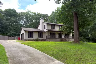 1985 Lullwater Cir, Jonesboro, GA 30236 - Photo 2