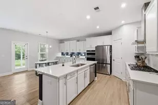 669 Fairway Dr, Acworth, GA 30101 - Photo 14