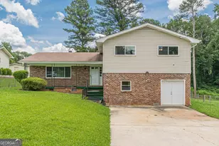 2272 Green Hawk Ct, Decatur, GA 30035 - Photo 2