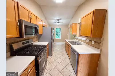 2195 Clayton Ridge, Lithonia, GA 30058 - Photo 2