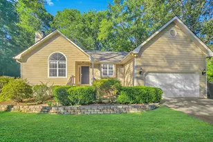 450 Lone Oak Dr, Senoia, GA 30276 - Photo 1