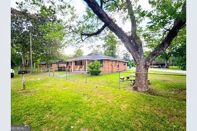 314 Durrence St, Glennville, GA 30427 - Photo 30