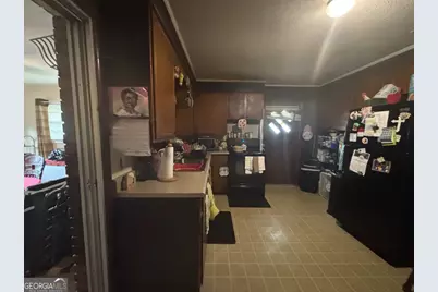 314 Durrence St, Glennville, GA 30427 - Photo 12