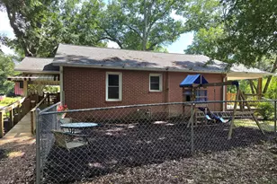 160 Connecticut Ave, Tallapoosa, GA 30176 - Photo 2
