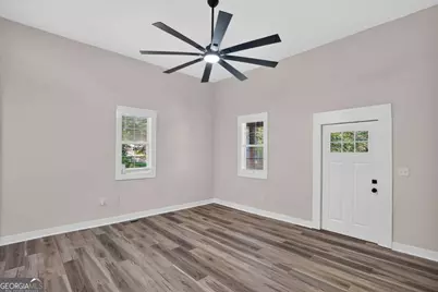 16 Berry Avenue, Newnan, GA 30263 - Photo 10