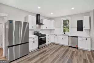 16 Berry Ave, Newnan, GA 30263 - Photo 12
