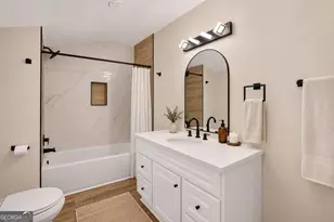 16 Berry Ave, Newnan, GA 30263 - Photo 40
