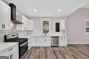 16 Berry Ave, Newnan, GA 30263 - Photo 14