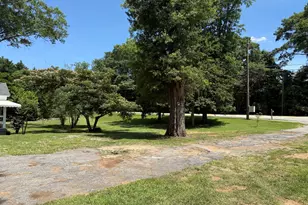 1511 W Poplar St, Griffin, GA 30224 - Photo 70