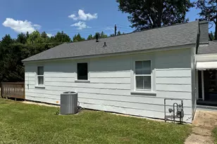 1511 W Poplar St, Griffin, GA 30224 - Photo 16
