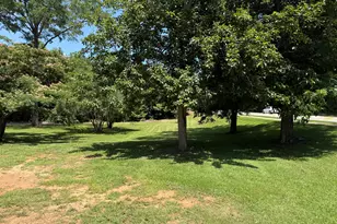 1511 W Poplar St, Griffin, GA 30224 - Photo 88