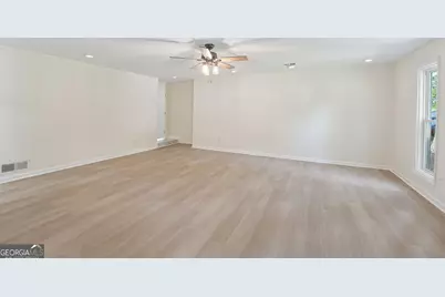 7300 Buck Creek Drive, Fairburn, GA 30213 - Photo 34