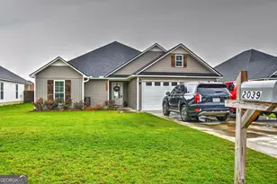 2039 Mdw Cv Dr, Valdosta, GA 31605 - Photo 1