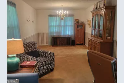 146 Cascade Circle, Lagrange, GA 30241 - Photo 6