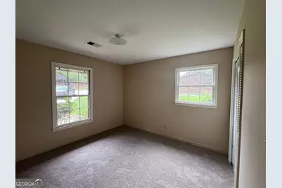 1047 Chestnut Oak Court NE, Conyers, GA 30012 - Photo 8