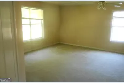429 Rosewood Circle, Jonesboro, GA 30238 - Photo 14