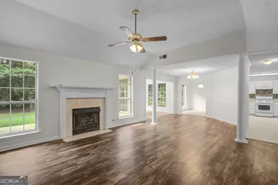 15 Pear Court, Sharpsburg, GA 30277 - Photo 6