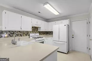 15 Pear Ct, Sharpsburg, GA 30277 - Photo 20
