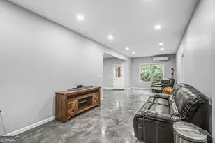 105 Pineland Dr, Newnan, GA 30263 - Photo 32
