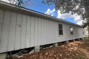414 N Terrell St, Metter, GA 30439 - Photo 12