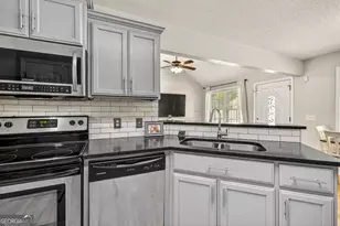 175 Wellington Pl, Brunswick, GA 31523 - Photo 14