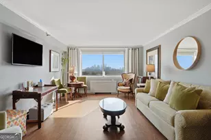 2479 Peachtree Rd NE, Atlanta, GA 30305 - Photo 1