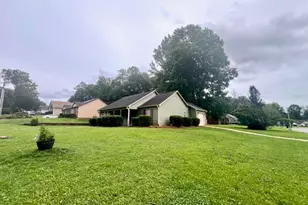 12 Oak St, Newnan, GA 30263 - Photo 32