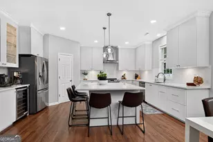 323 Revolution Dr, Peachtree City, GA 30269 - Photo 2