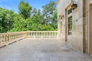 6420 Riverside Dr NW, Sandy Springs, GA 30328 - Photo 24