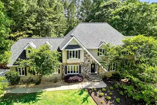324 Chimney Sweep Cir, Peachtree City, GA 30269 - Photo 2