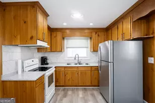72 Bell St, Hartwell, GA 30643 - Photo 2