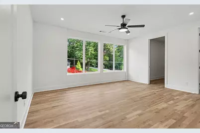 1242 Brook Forest Drive NE, Atlanta, GA 30324 - Photo 32