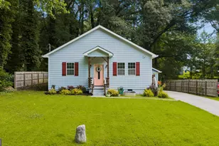 2533 Romain Way, East Point, GA 30344 - Photo 2