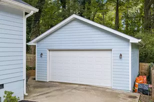 2533 Romain Way, East Point, GA 30344 - Photo 42