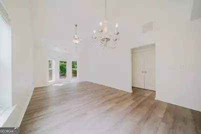 457 Colonial Walk, Woodstock, GA 30189 - Photo 2