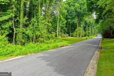 1389 Branchwood Drive, Snellville, GA 30078 - Photo 2