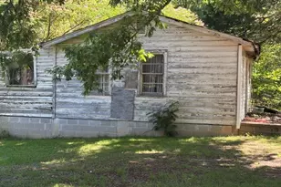 110 Pattycake Ln, Clarkesville, GA 30523 - Photo 2