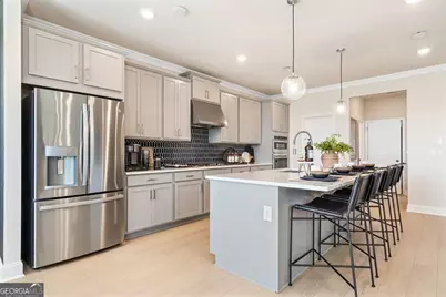455 Kennington Walk, Loganville, GA 30052 - Photo 2