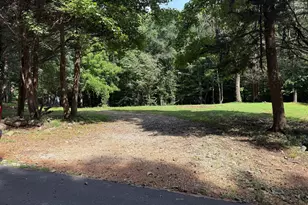 281 Woodland Hills Dr, Jefferson, GA 30549 - Photo 1