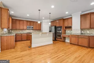 12516 Darvish Ln, Alpharetta, GA 30005 - Photo 10