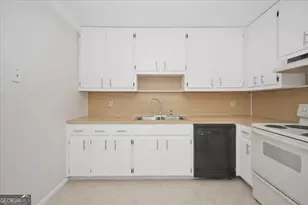 142 Deer Run, Canton, GA 30114 - Photo 12
