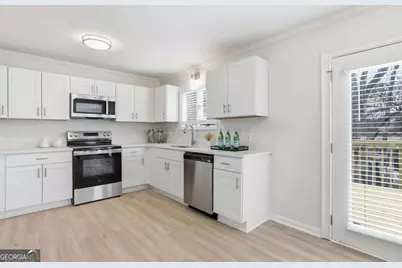 2511 Bechers Brook, Lawrenceville, GA 30043 - Photo 14